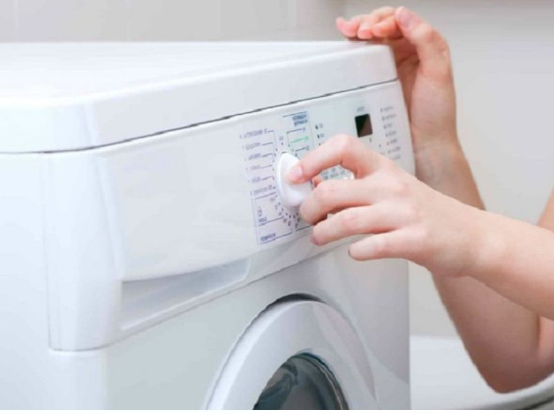 7 Cách Mở Cửa Máy Giặt Electrolux Bị Khóa Chỉ Trong Vài Phút!